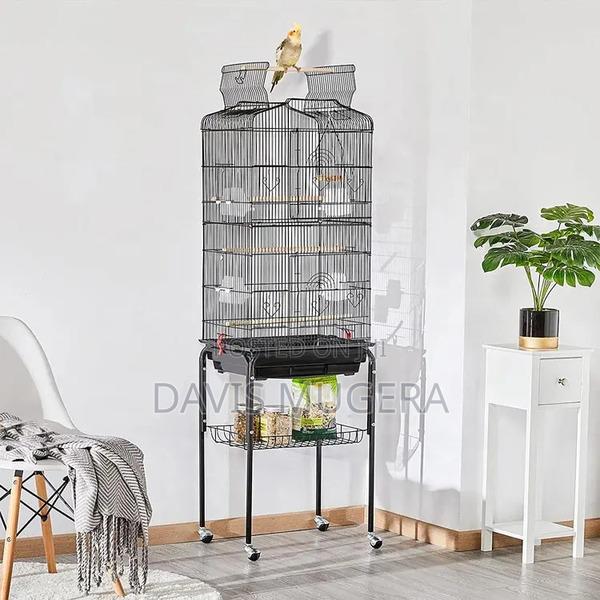 Play Top Detachable Rolling Stand Metal Bird Cage