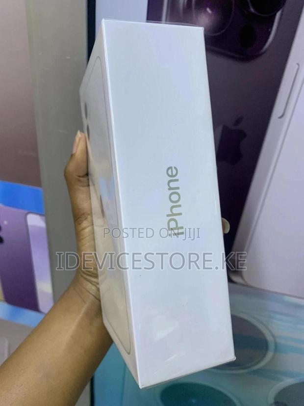 New Apple iPhone 11 128 GB White - thumbnail 2