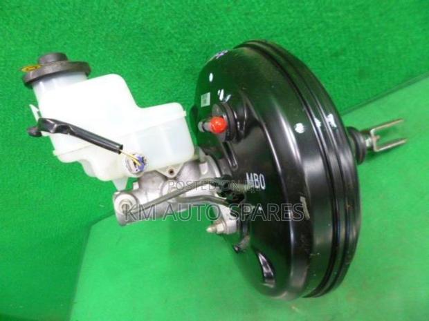 Toyota Vanguard Brake Booster/Master Cylinder. - main view