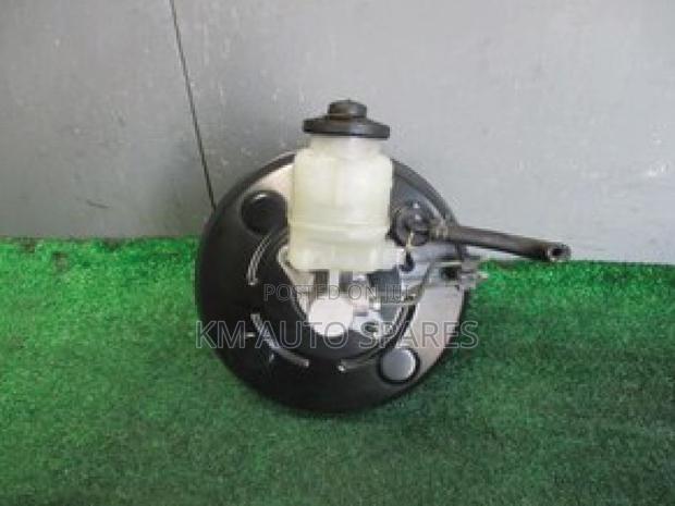 Toyota Vanguard Brake Booster/Master Cylinder. - thumbnail 2