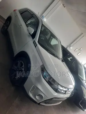 Suzuki Escudo 2017 White