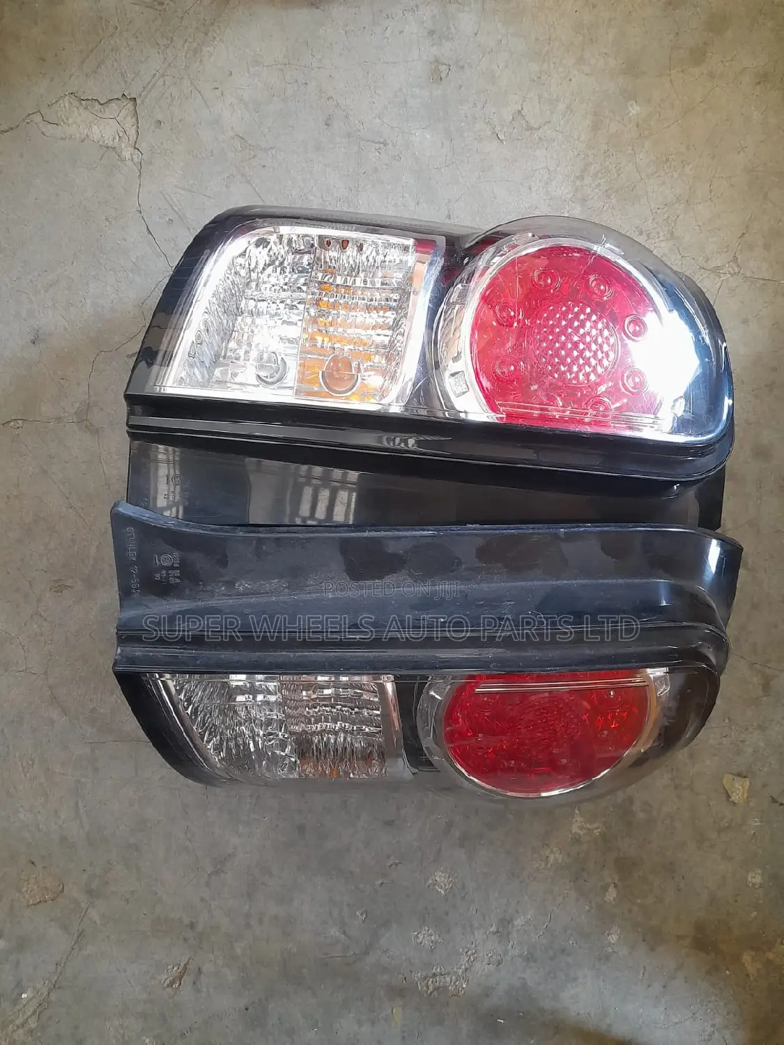 Tail Lights Rumion 2010
