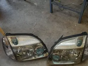 Headlight Nissan Xtrail NT30 Xenon