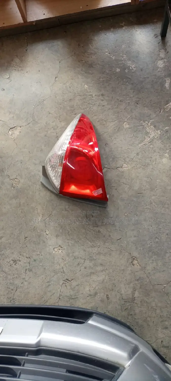 Tail Light Ractis 2013