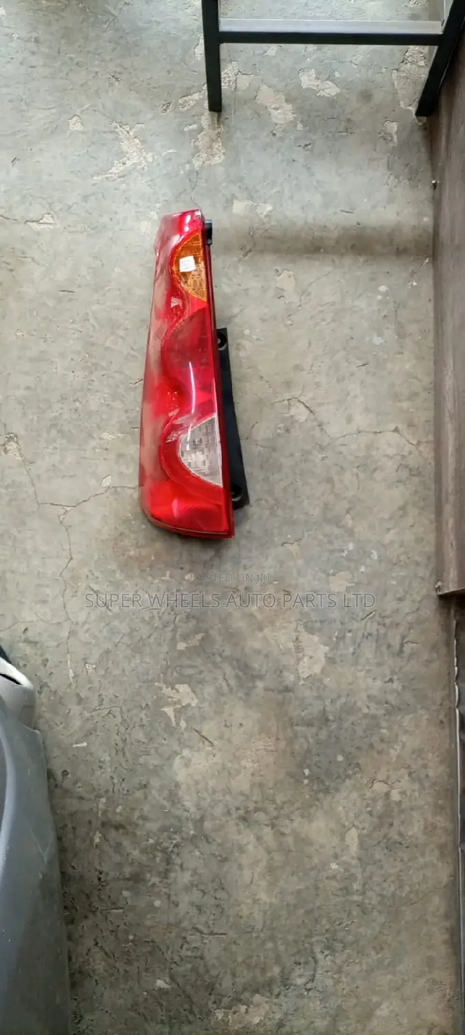 Tail Light Nissan Note 08