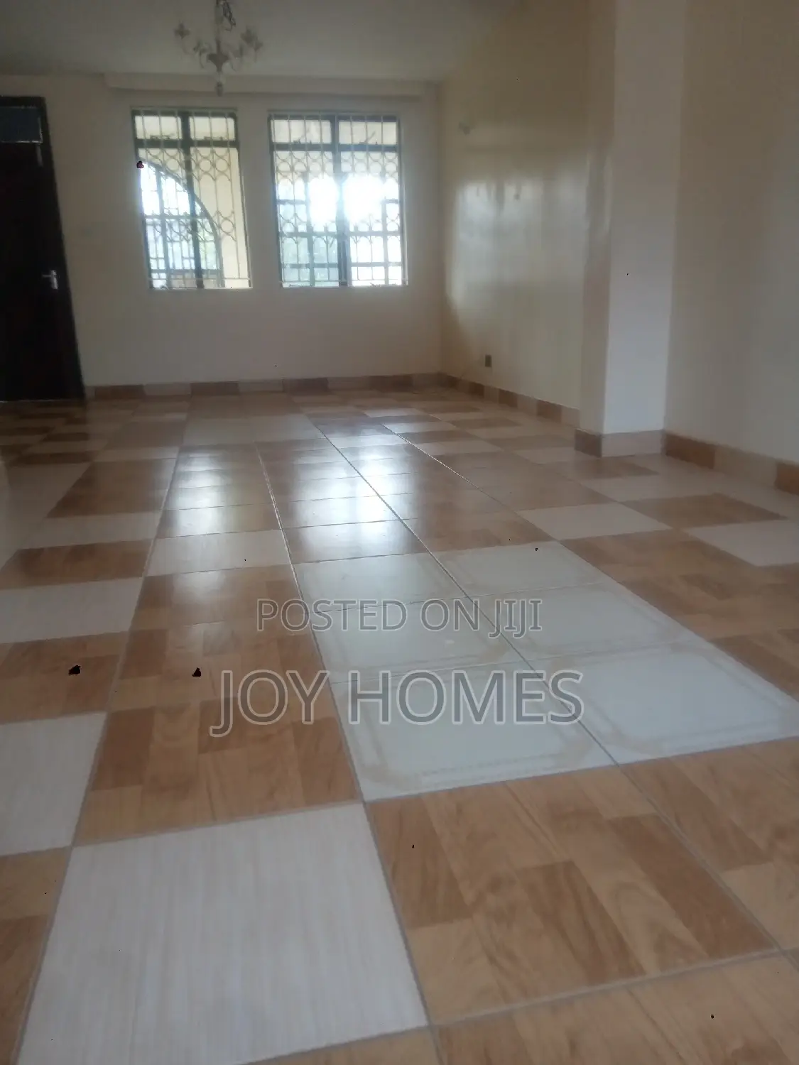 5bdrm Maisonette in Madaraka for rent