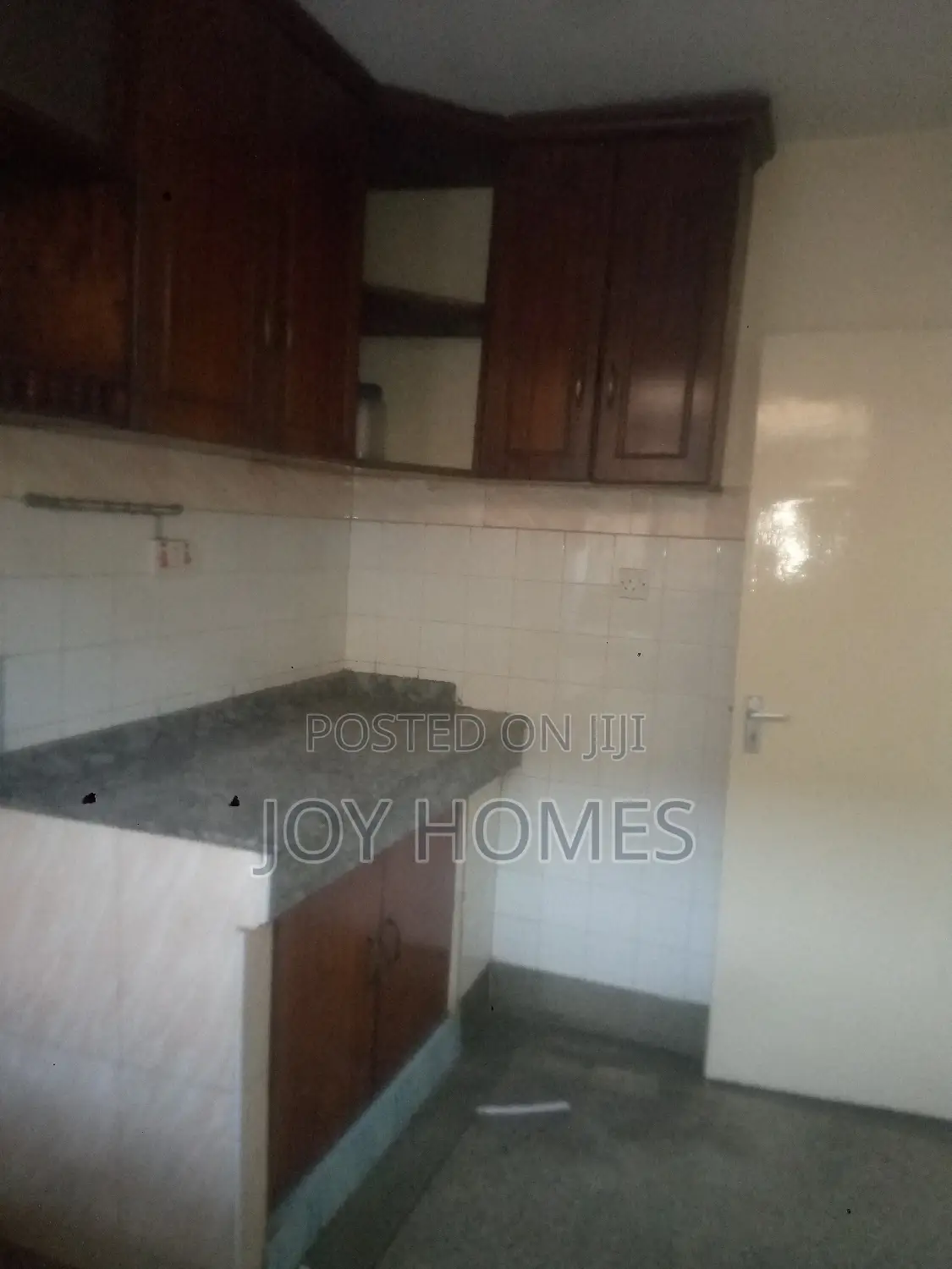 5bdrm Maisonette in Madaraka for rent