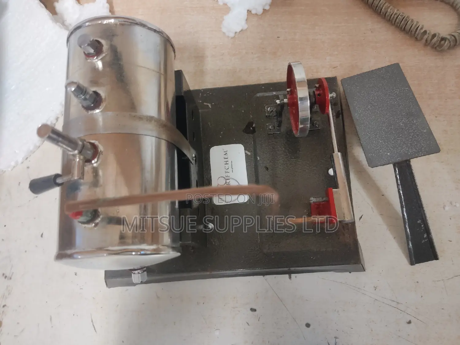 Model Steam Engine for Physics Education