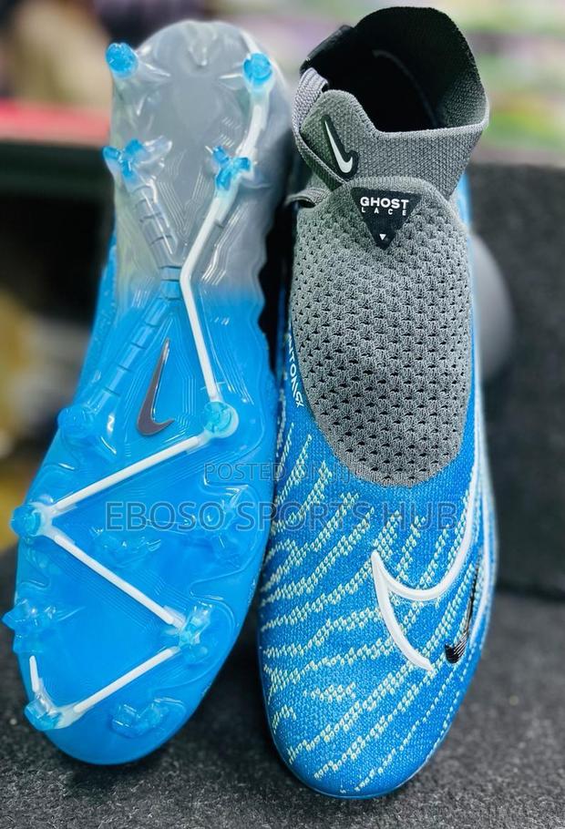 Classic Brand New Imported Football Boots - thumbnail 2