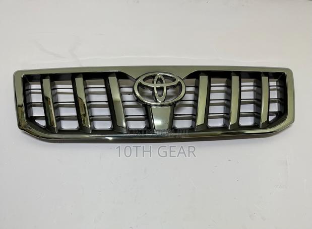 Prado 120 Original Grille