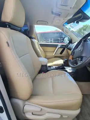 Toyota Land Cruiser Prado 2.7 2018 White