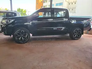 Toyota Hilux 2018 Black