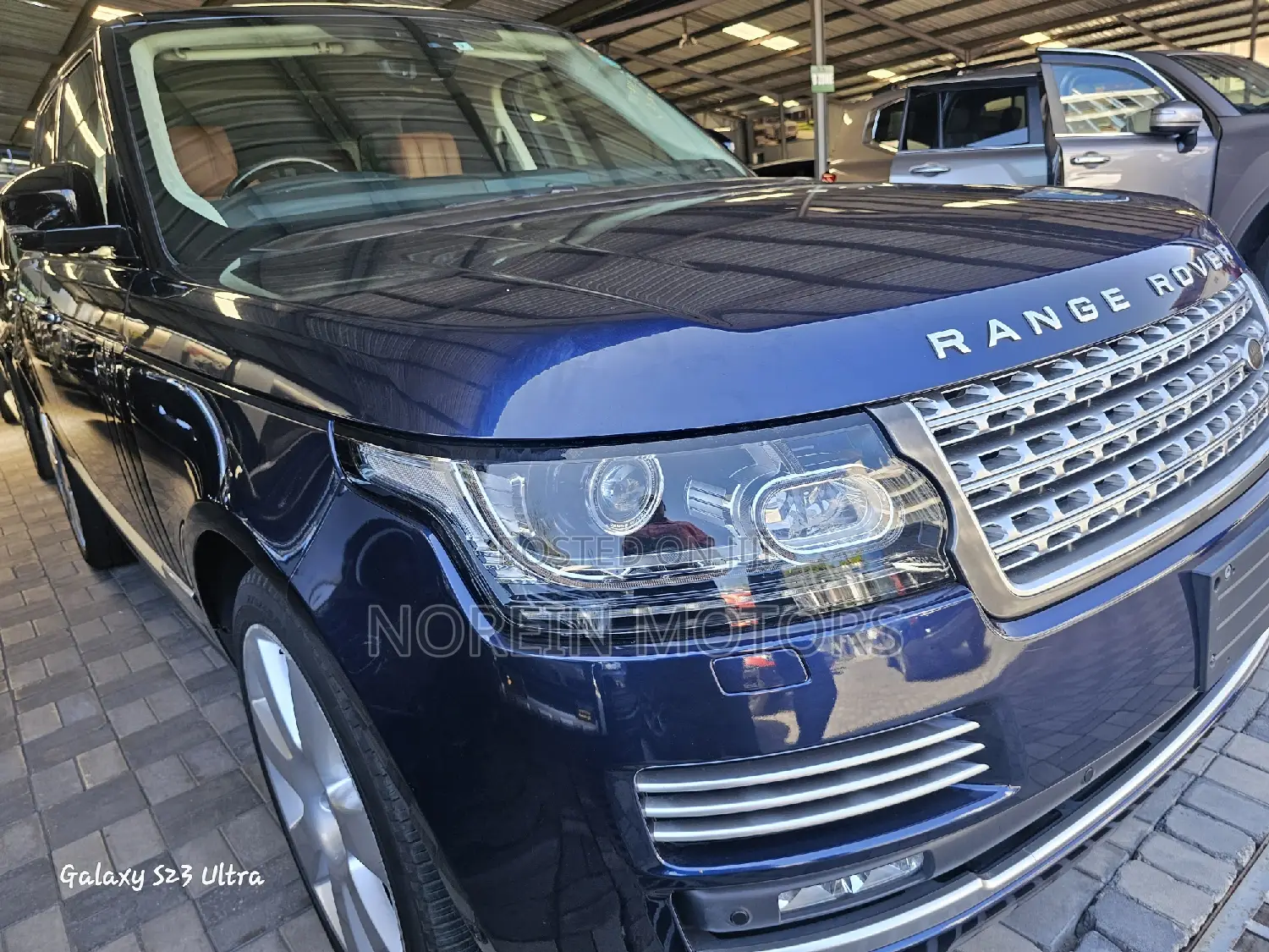 Land Rover Range Rover Vogue 2018 Blue