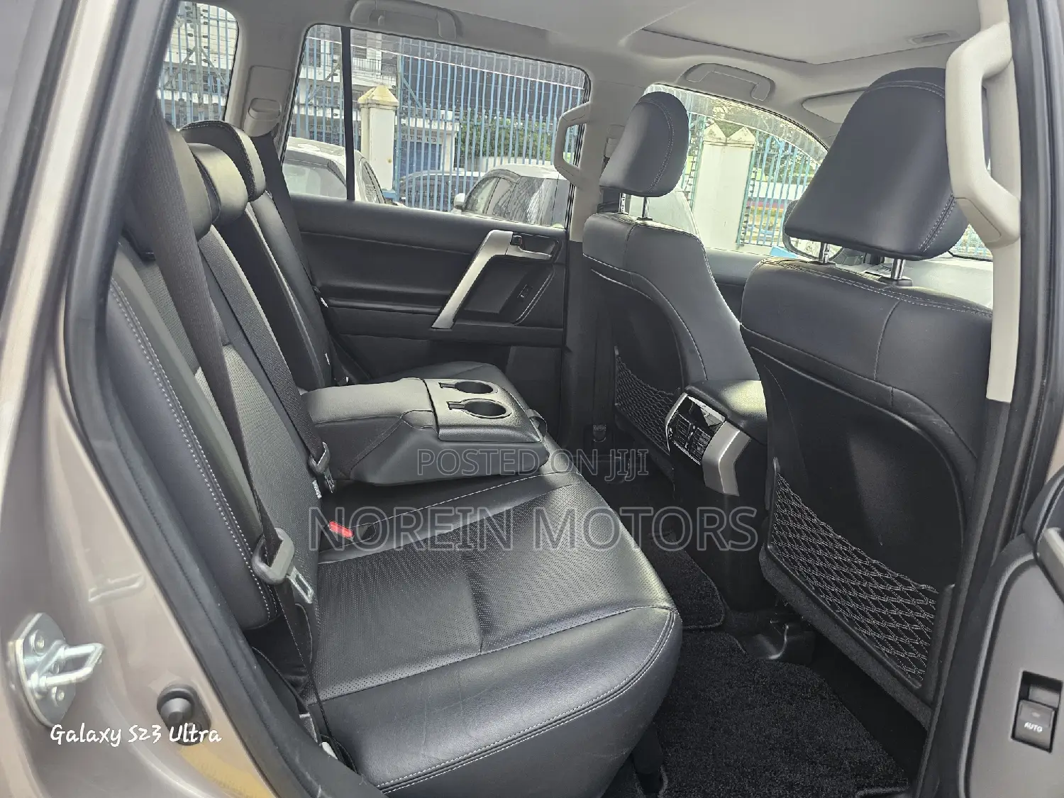 Toyota Land Cruiser Prado 2017 Gold