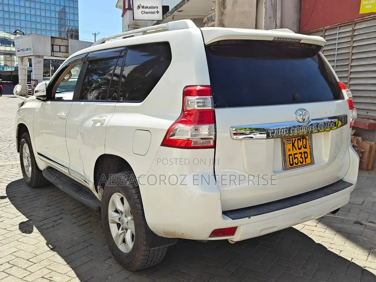 Toyota Land Cruiser Prado 2.7 i 2011 Pearl