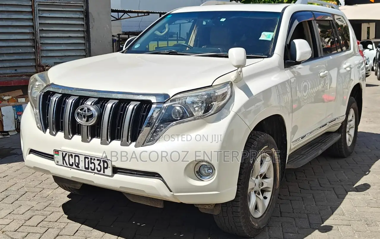 Toyota Land Cruiser Prado 2.7 i 2011 Pearl