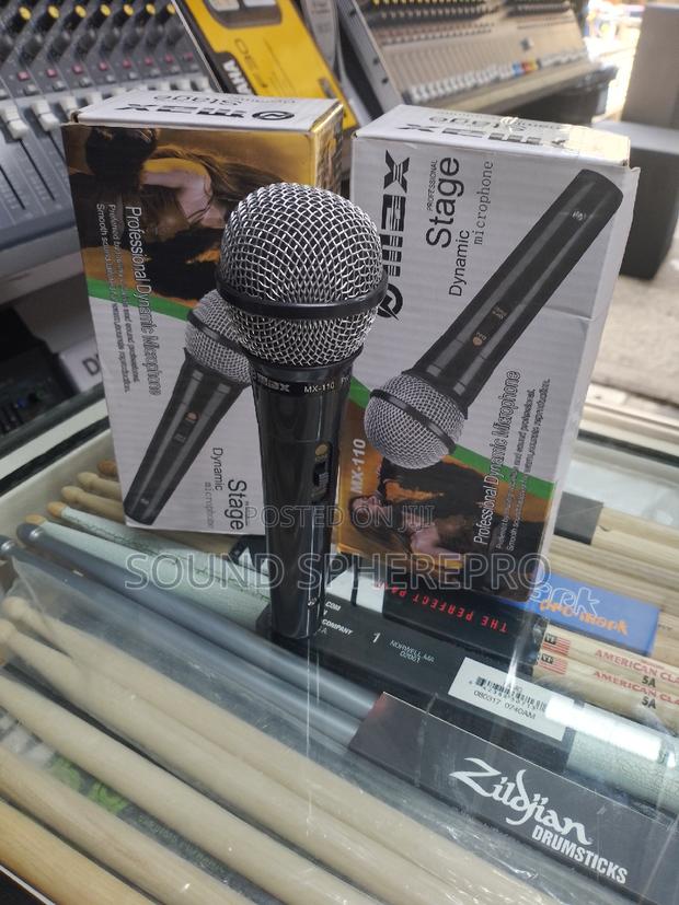 Max Stage MX-110 Dynamic Microphone