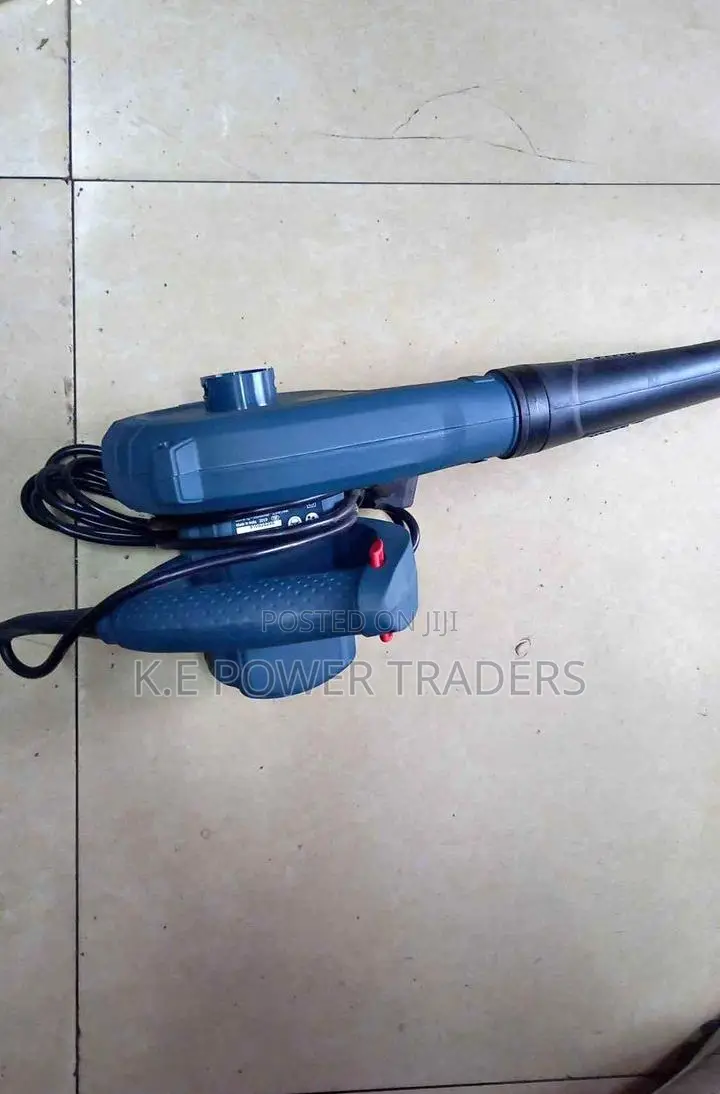 620w Efficient Bosch Blower