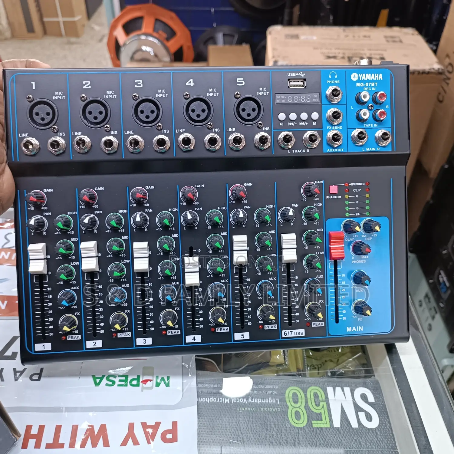 Yamaha MG-07BT 7 Channels Plain Mixer