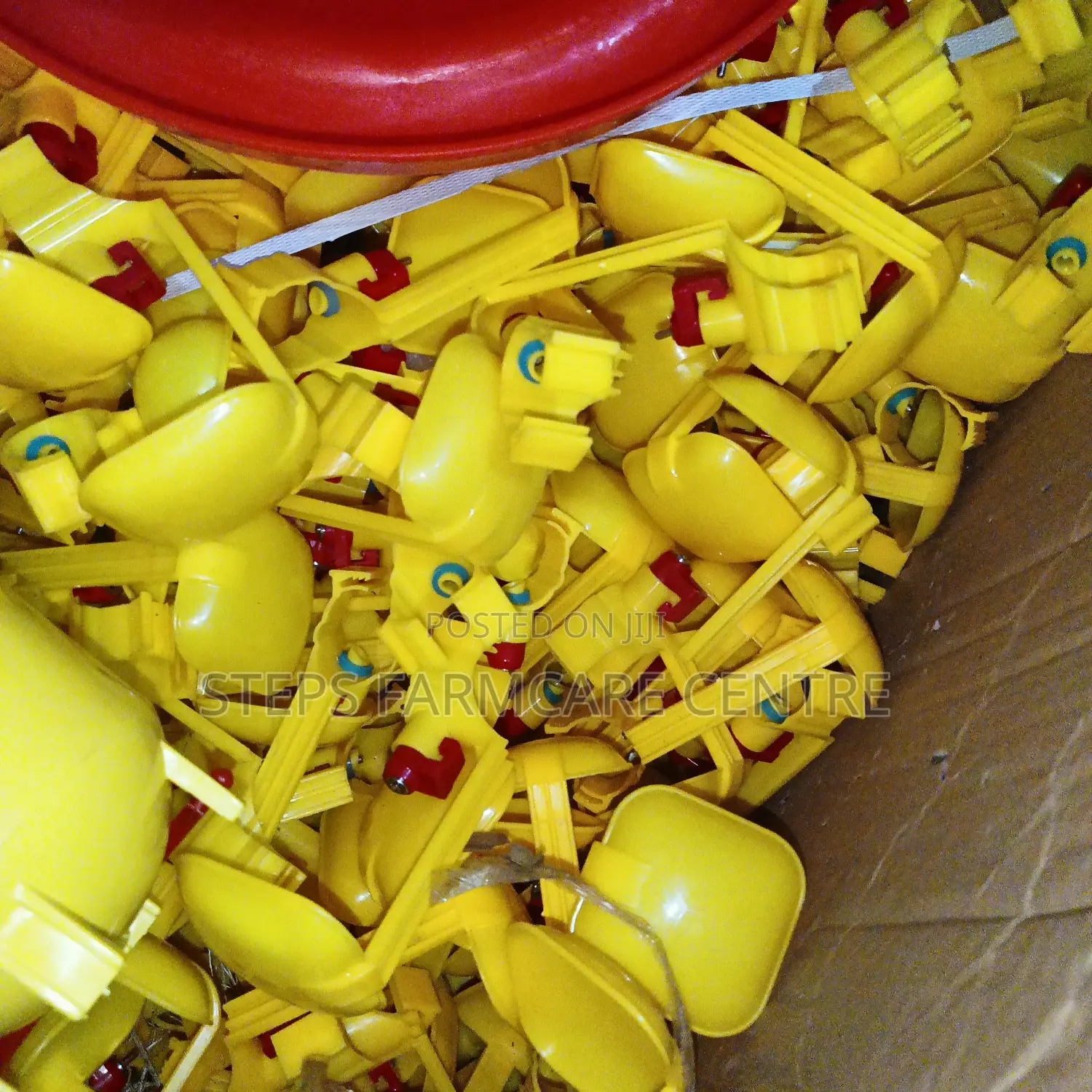 Yellow , Single Cup Automatic Chicken Nipple Drinkers