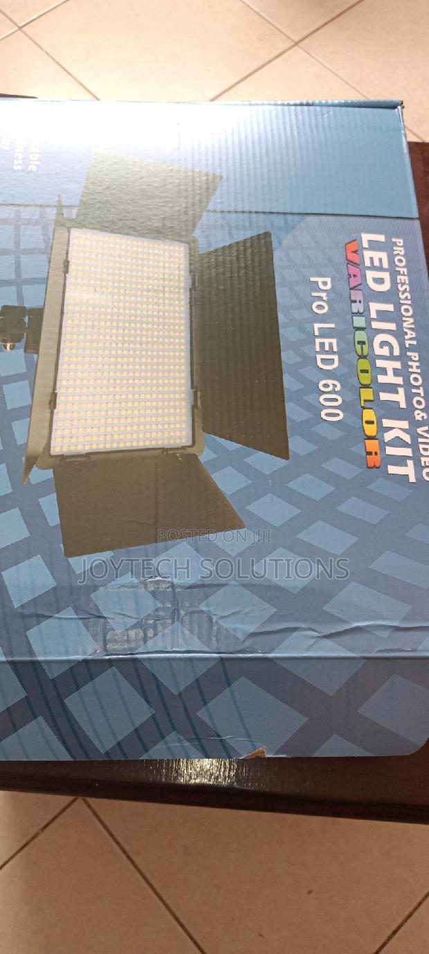 Light Kit Pro Led 600 With Tripod Stand - main view