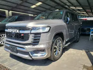 New Toyota Land Cruiser 2023 Gold
