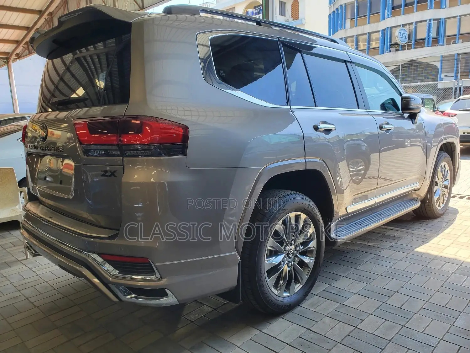 New Toyota Land Cruiser 2023 Gold