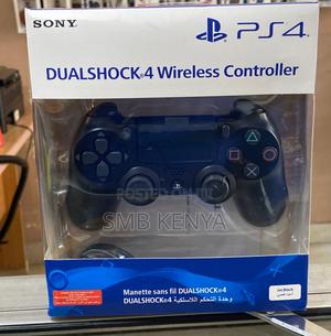 Brand New Playstation 4 Controller - main view
