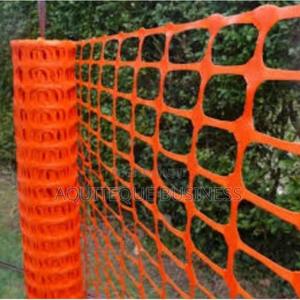 Fencing Nets . Plastic Safety Nets - thumbnail 2