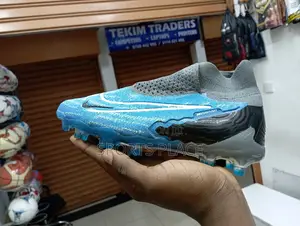 Phantom Gx Football Boots Size 36