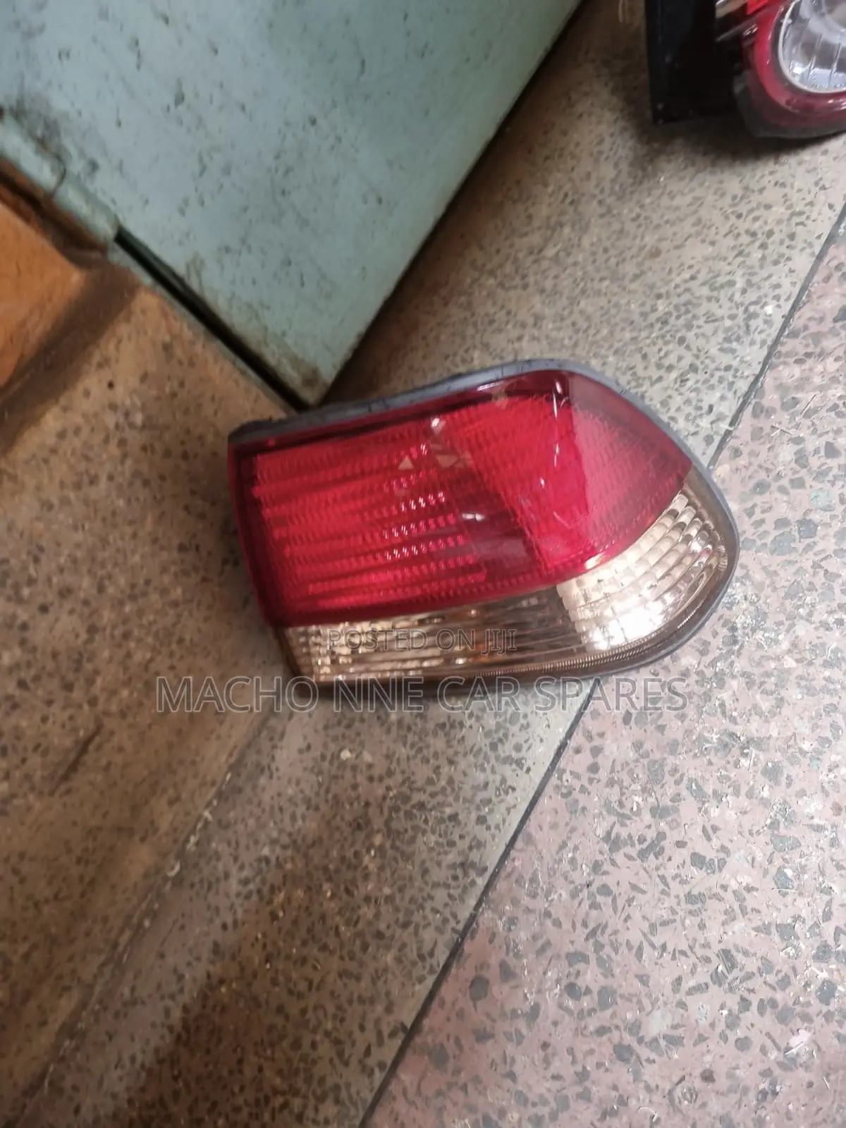 Nissan B15 Backlight (Orange)
