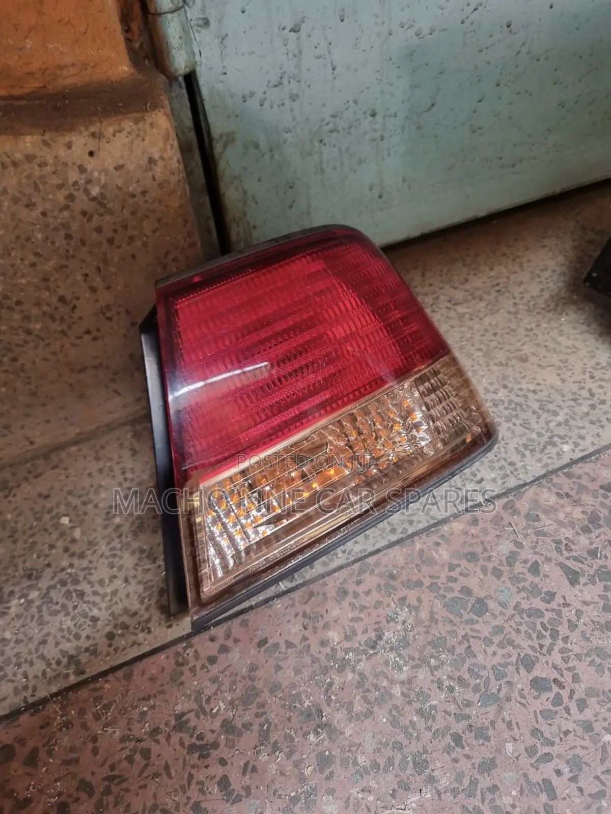Nissan B15 Backlight (Orange)