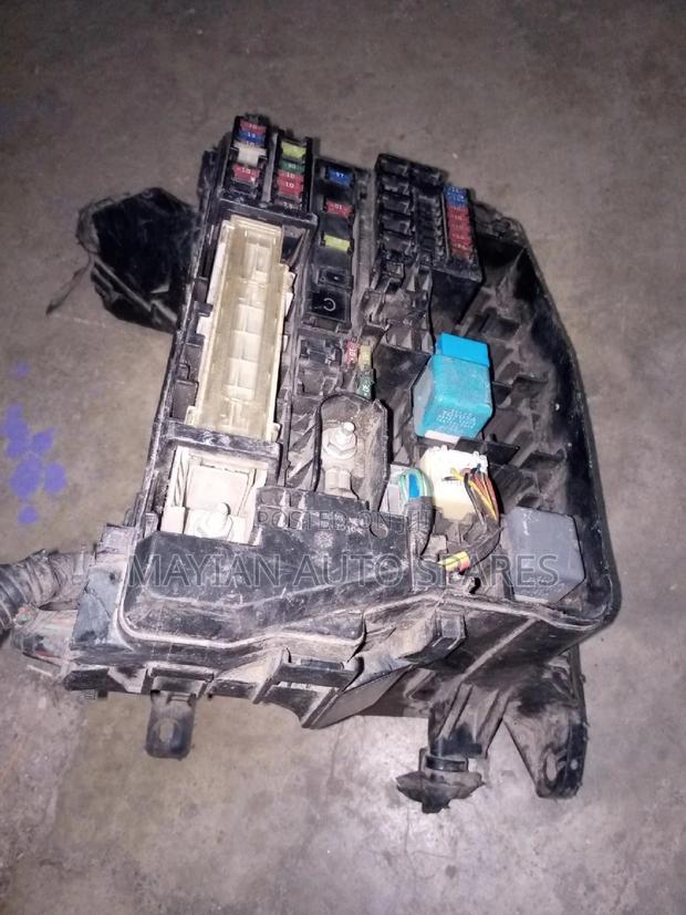 Engine Fusebox for Fielder Nze Axio Runx. - thumbnail 3