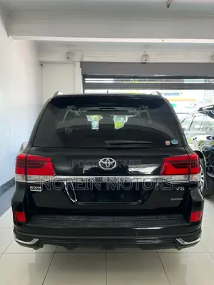 Toyota Land Cruiser 2018 Black