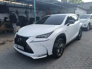 Lexus NX 2017 Off white