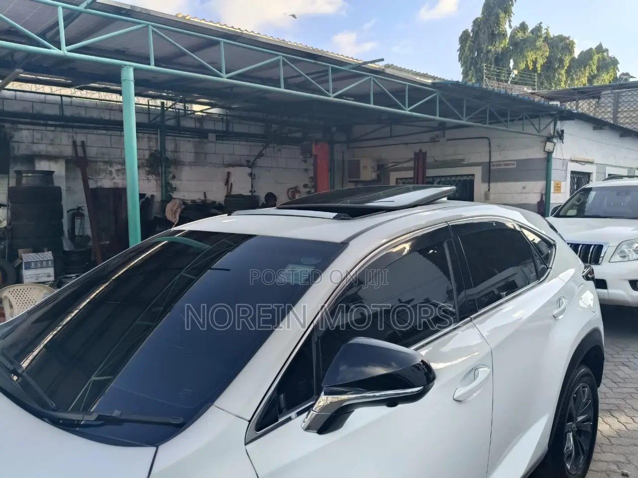 Lexus NX 2017 Off white