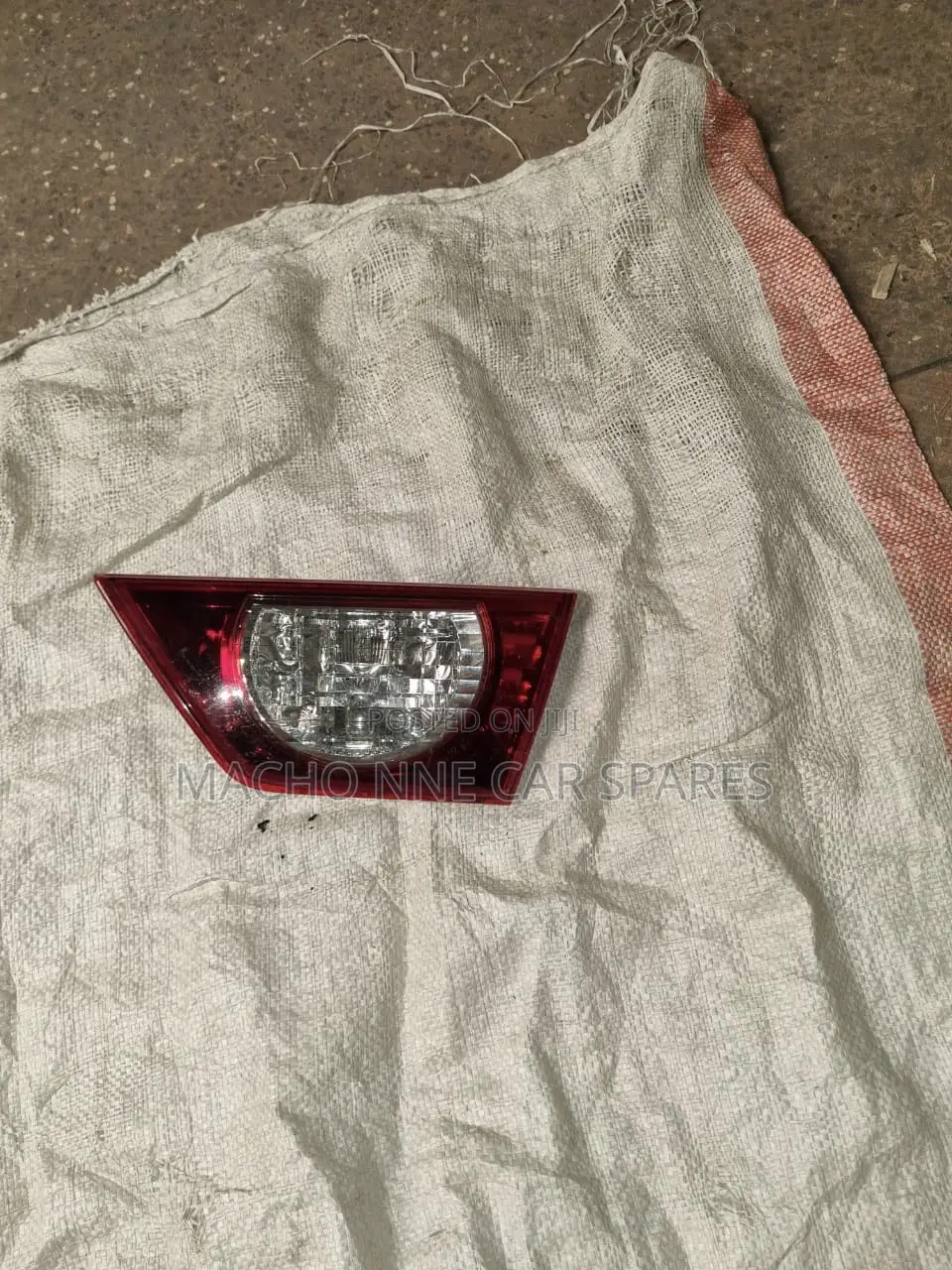 Toyota Mark X 2010 Bootlight