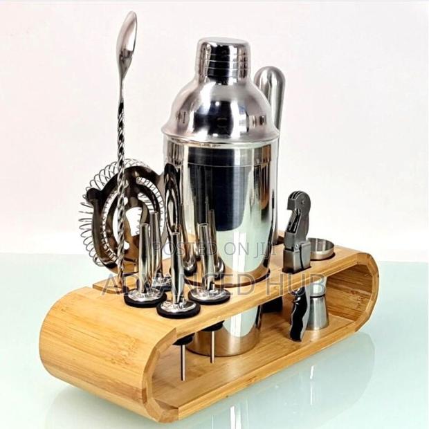 Cocktail Shaker Set With Tray - thumbnail 3