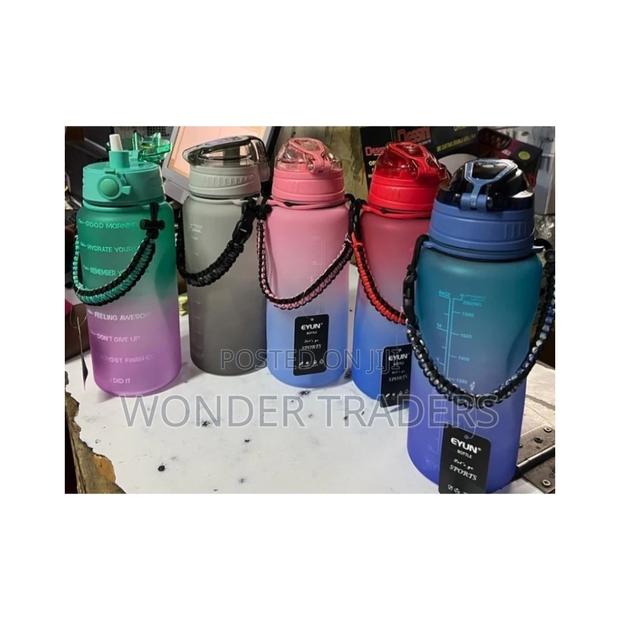 Multivional Water Bottle 2000ml - main view