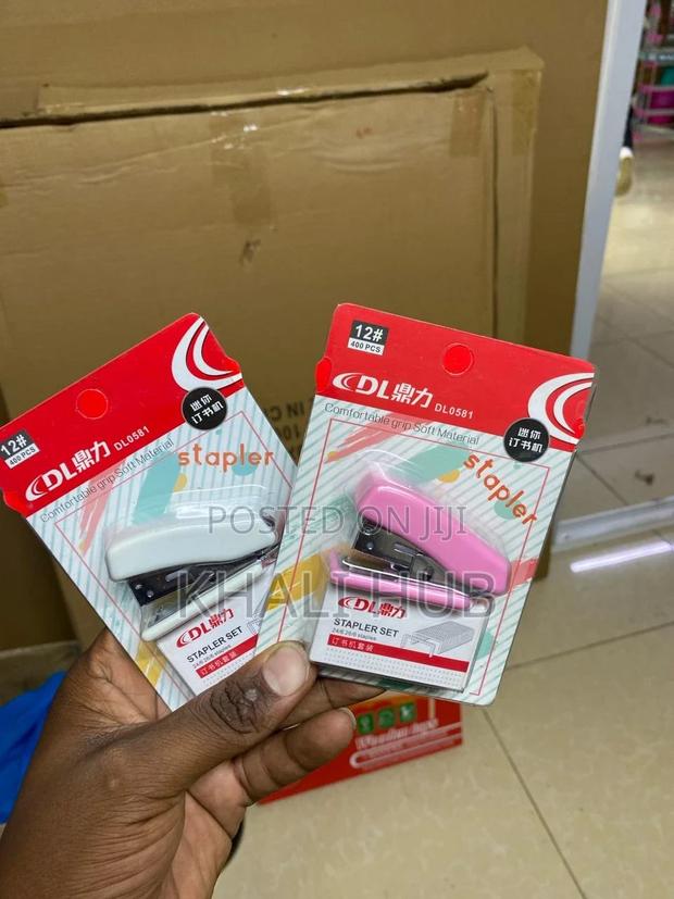 Stapler Set With Pins Stapler Stapler - main view