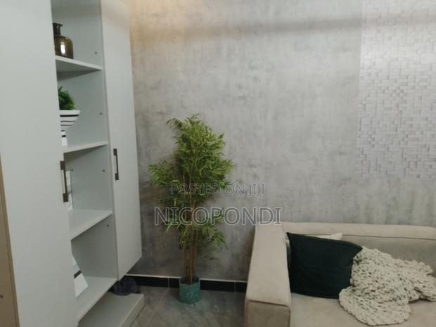 2bdrm Apartment in Valley Arcade for sale - thumbnail 11