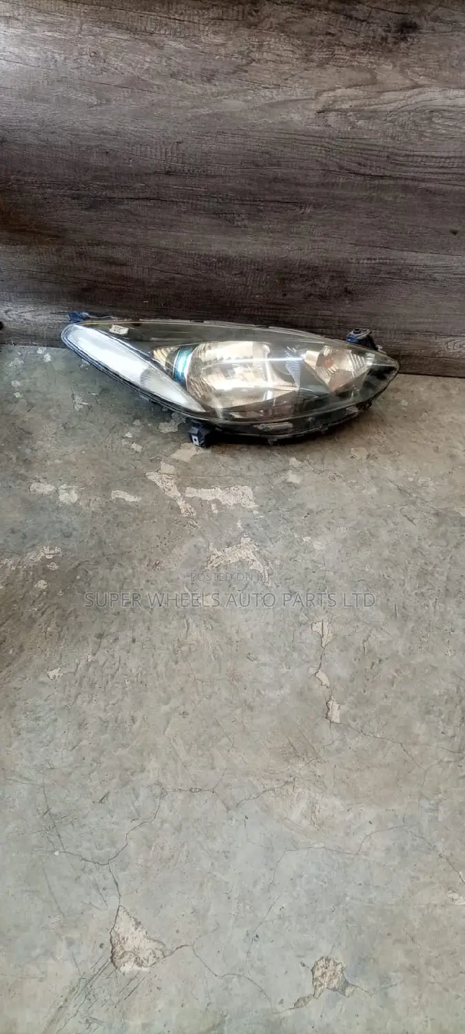 Headlight Demio 2012(Blue Ring)