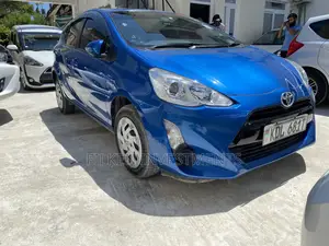 Toyota Aqua 2016 Blue