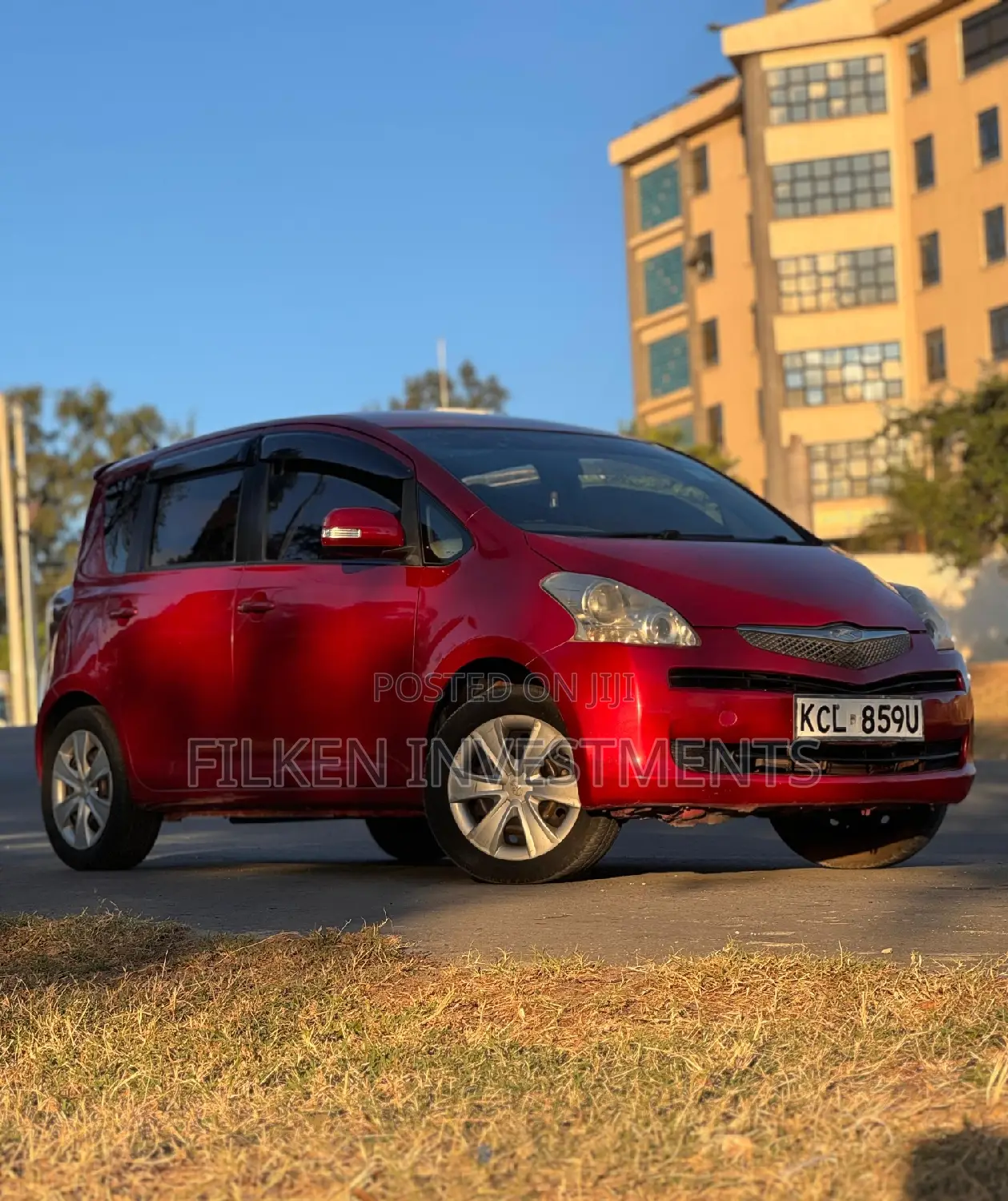 Toyota Ractis 1.5 FWD 2009 Red