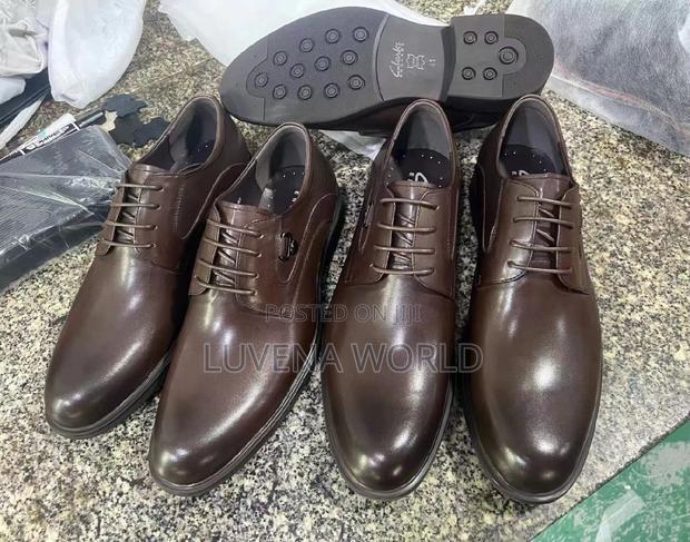 Official Shoes - main view