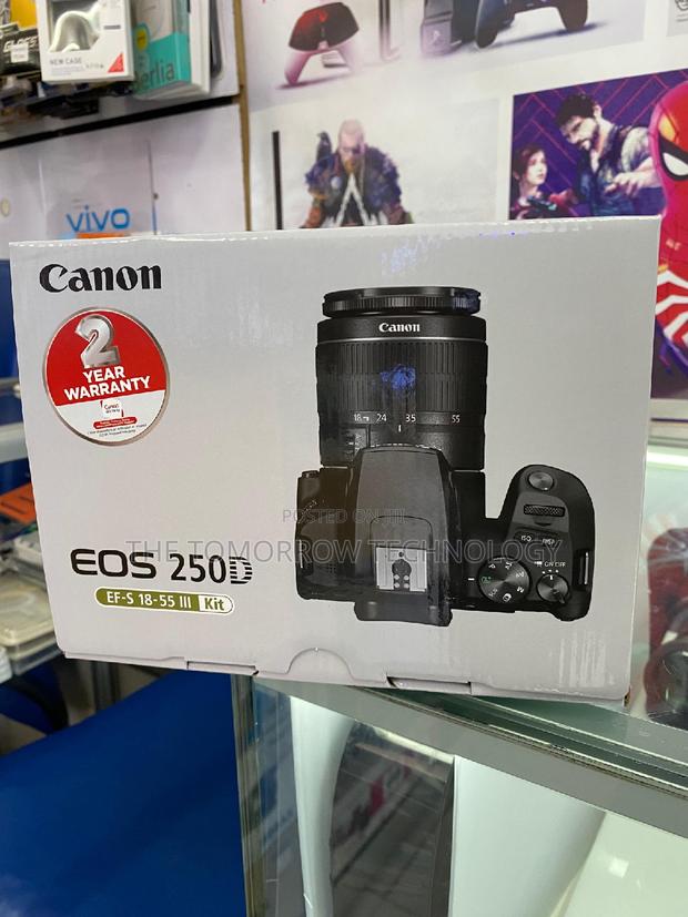 Canon 250d 18-55mm Lens - main view