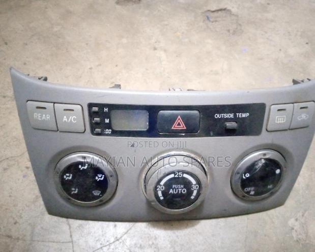 Ac Control Box of Noah/Voxy 2005. - main view