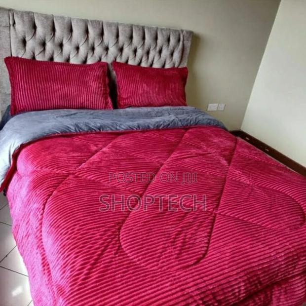Velvet Blanket Set - thumbnail 2
