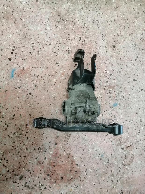 Front Differential (Diff) Townace New Model - thumbnail 2