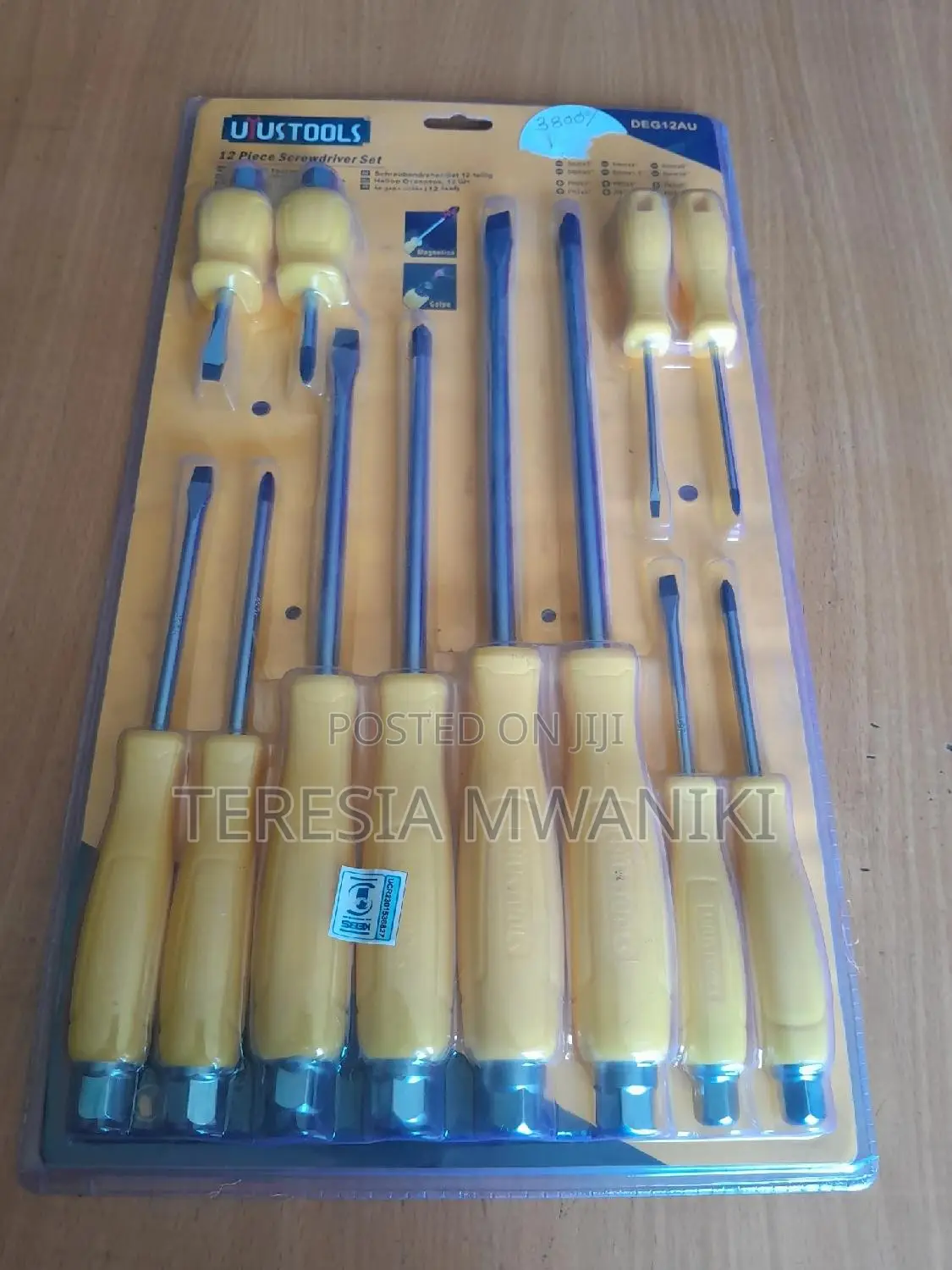 12 Pieces Screwdriver Set